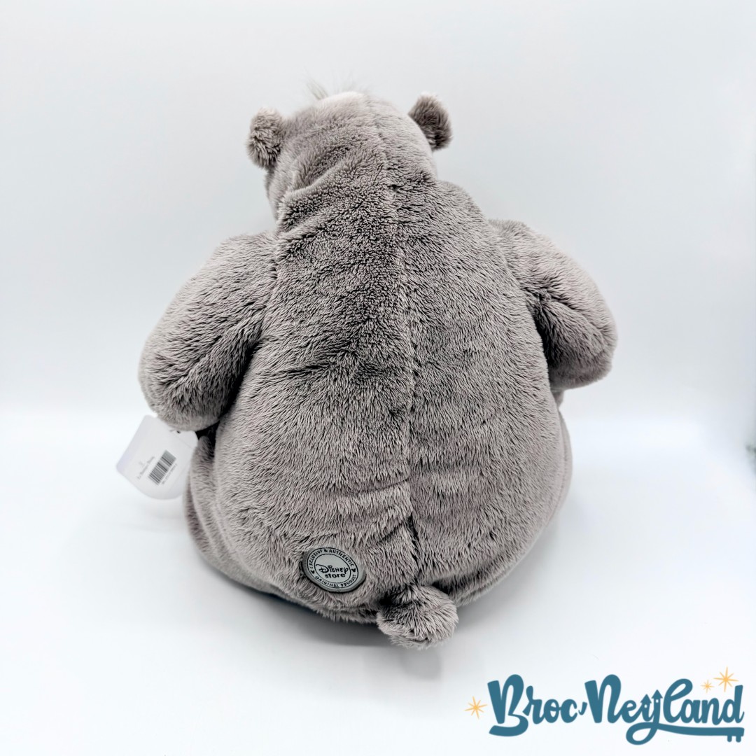 Peluche-Baloo-Le-Livre-de-la-Jungle-Disney-Store-ours-gris-écusson-30-cm (3)