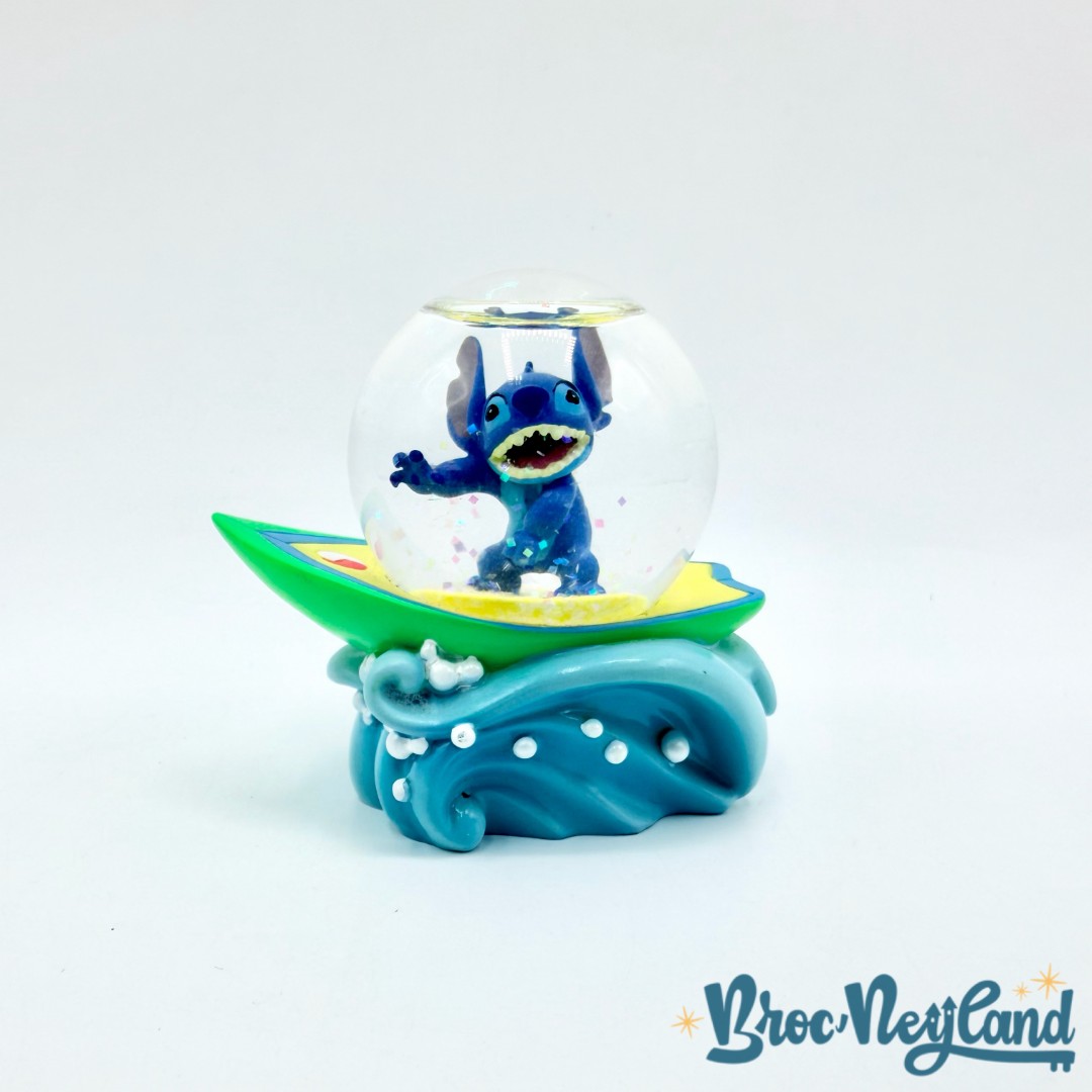 Boule-à-neige-Stitch-Surf-Disneyland-Paris-snow-globe-Disney-7-cm (1)