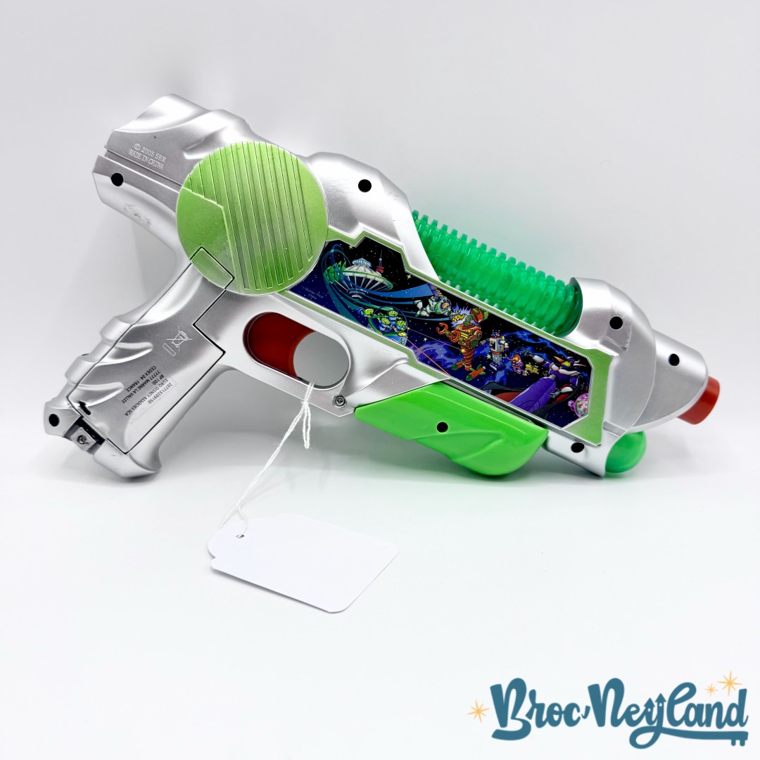 Jouet-Pistolet-Buzz-Lightyear-Laser-Blast-Disneyland-Paris-2005-Disney-Toy-Story-sonore-lumineux (3)