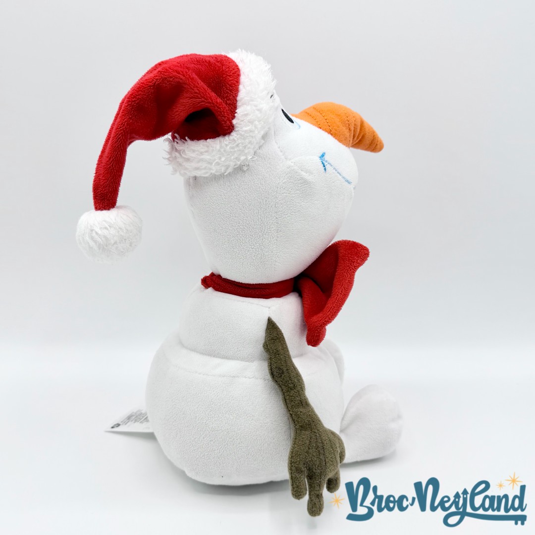 Peluche-Olaf-Noël-La-Reine-des-Neiges-Disney-Store-2014-bonhomme-de-neige-écusson-20-cm (3)