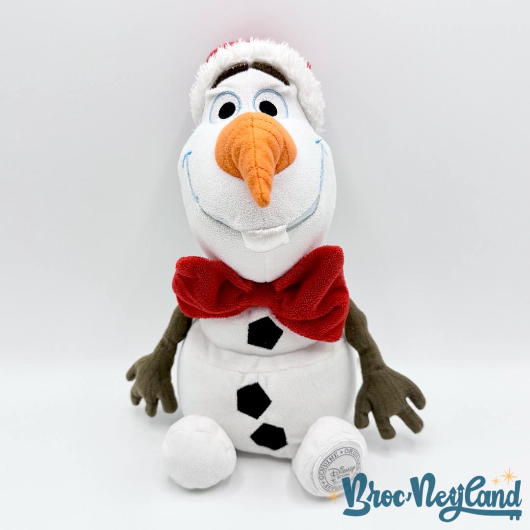 Peluche-Olaf-Noël-La-Reine-des-Neiges-Disney-Store-2014-bonhomme-de-neige-écusson-20-cm (6)