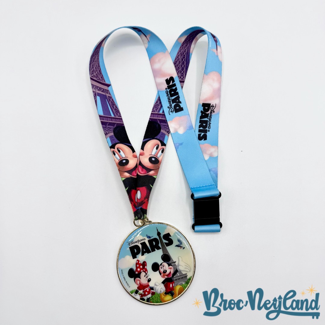 Lanière-Pins-Mickey-Minnie-Tour-Eiffel-Disneyland-Disney-ville-Paris-bleu-cordon-tour-de-cou (3)