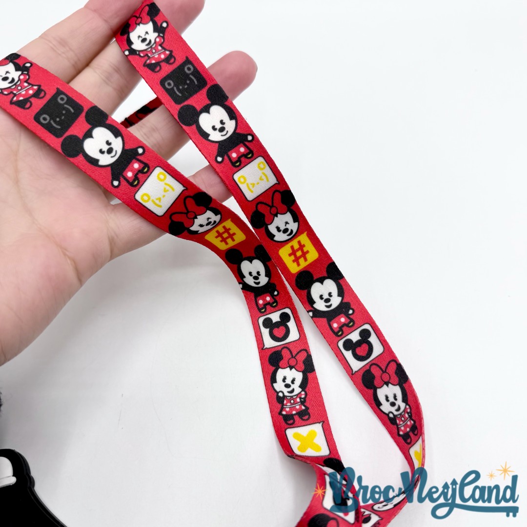 Lanière-Pins-Mickey-&amp;-Minnie-Disney-Parks-2017-rouge-cordon-tour-de-cou (3)