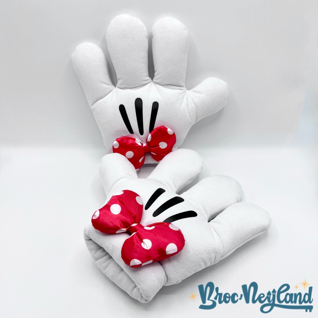 Gants-Minnie-Mouse-Disney-Store-2022-main-nœud-rouge-paillettes (3)