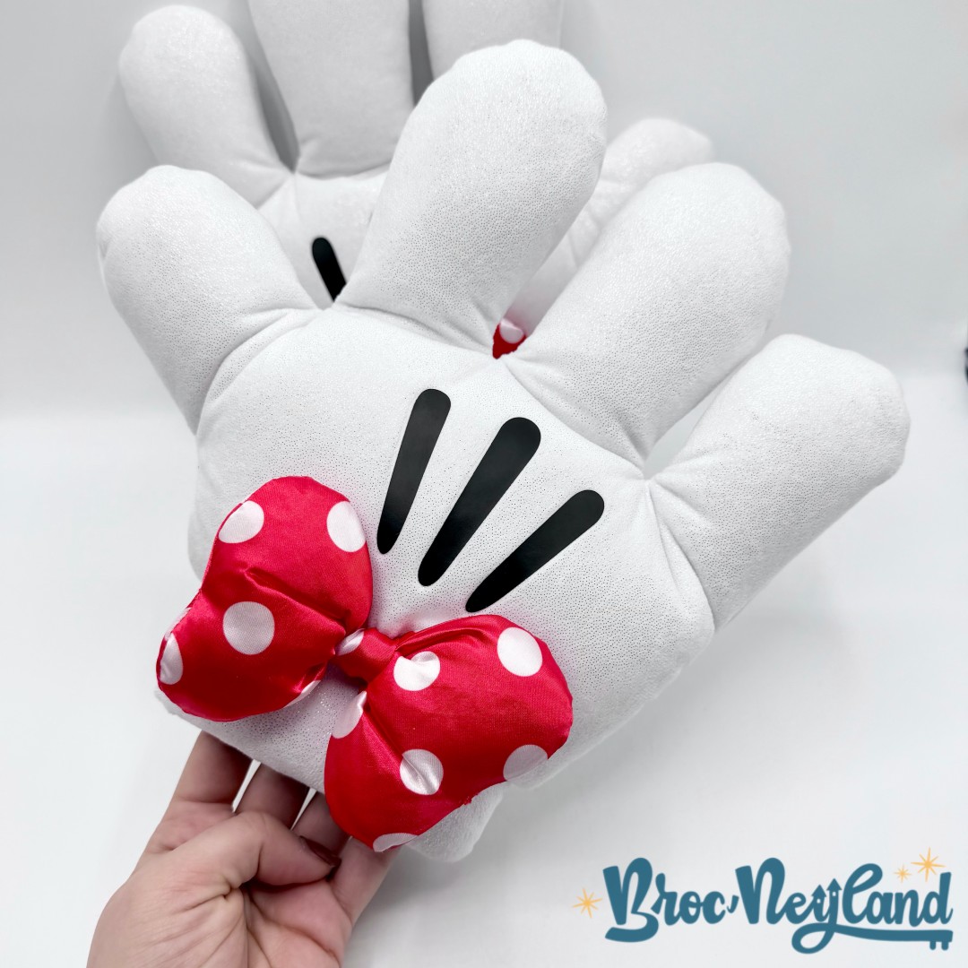 Gants-Minnie-Mouse-Disney-Store-2022-main-nœud-rouge-paillettes (2)