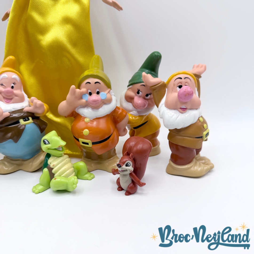 Poupée-Blanche-Neige-et-les-sept-nains-Disney-Mattel-2006-figurines (11)
