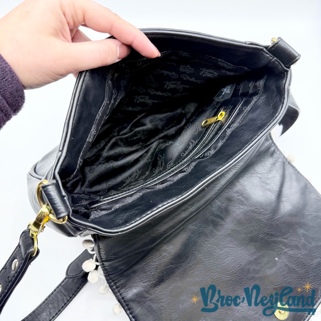 Sac-bandoulière-Mickey-brodé-fleurs-Disney-Boutique-Disney-Parks-2016-sac-à-main-noir (1)