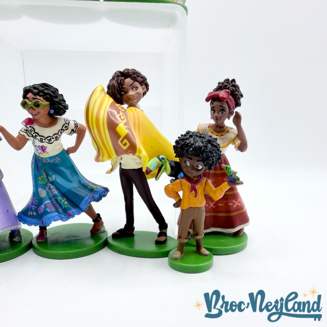 Figurines-Encanto-Playset-Deluxe-Disneyland-2021-Disney-Ensemble-de-jeu (1)