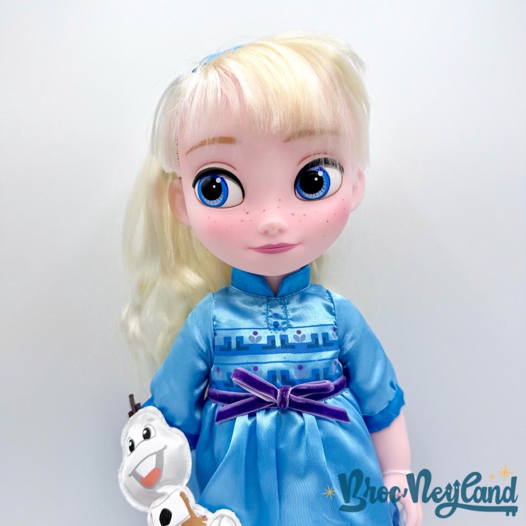 Poupée-Elsa-La-Reine-des-Neiges-2-Animators-Collection-Disneyland-2019-Disney-princesse-pyjama-40-cm (5)