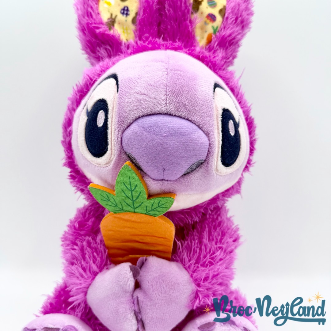 Peluche-Angel-Pâques-Disney-Store-2024-lapin-rose-carotte-35-cm (2)