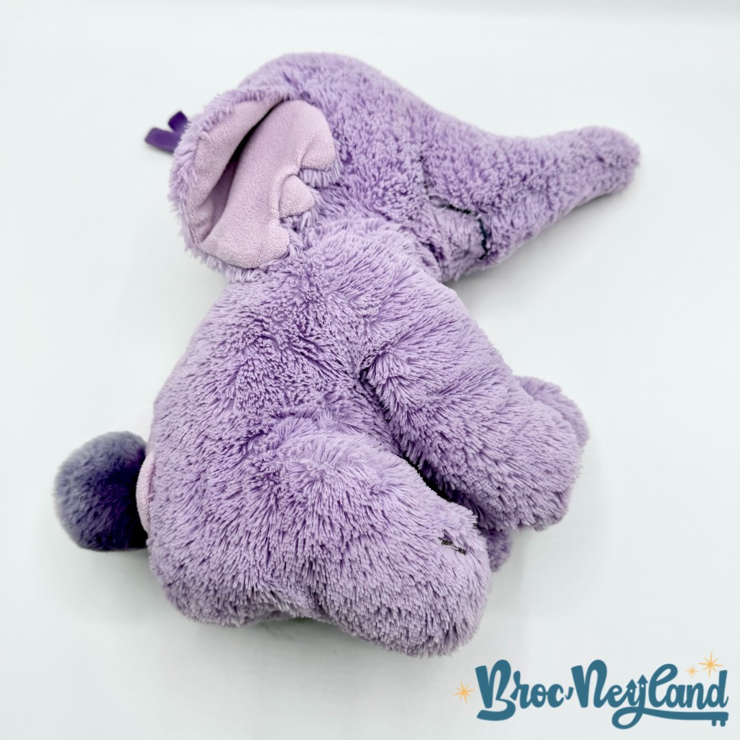 Peluche-Lumpy-éfélant-Disney-Store-Winnie-ourson-éléphant-violet-écusson-32-cm (1)