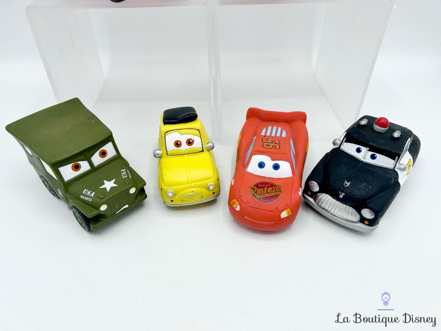 jouets-figurines-bain-cars-disneyland-disney-voitures-eau (1)