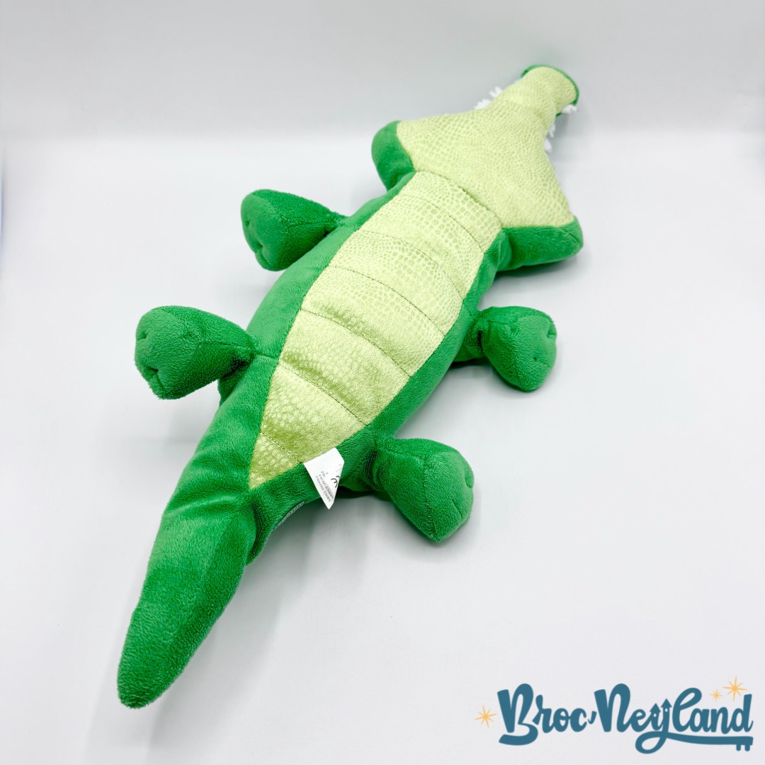 Peluche-Tic-Tac-Crocodile-Peter-Pan-Disney-Store-Exclusive-vert-écusson-55-cm (1)