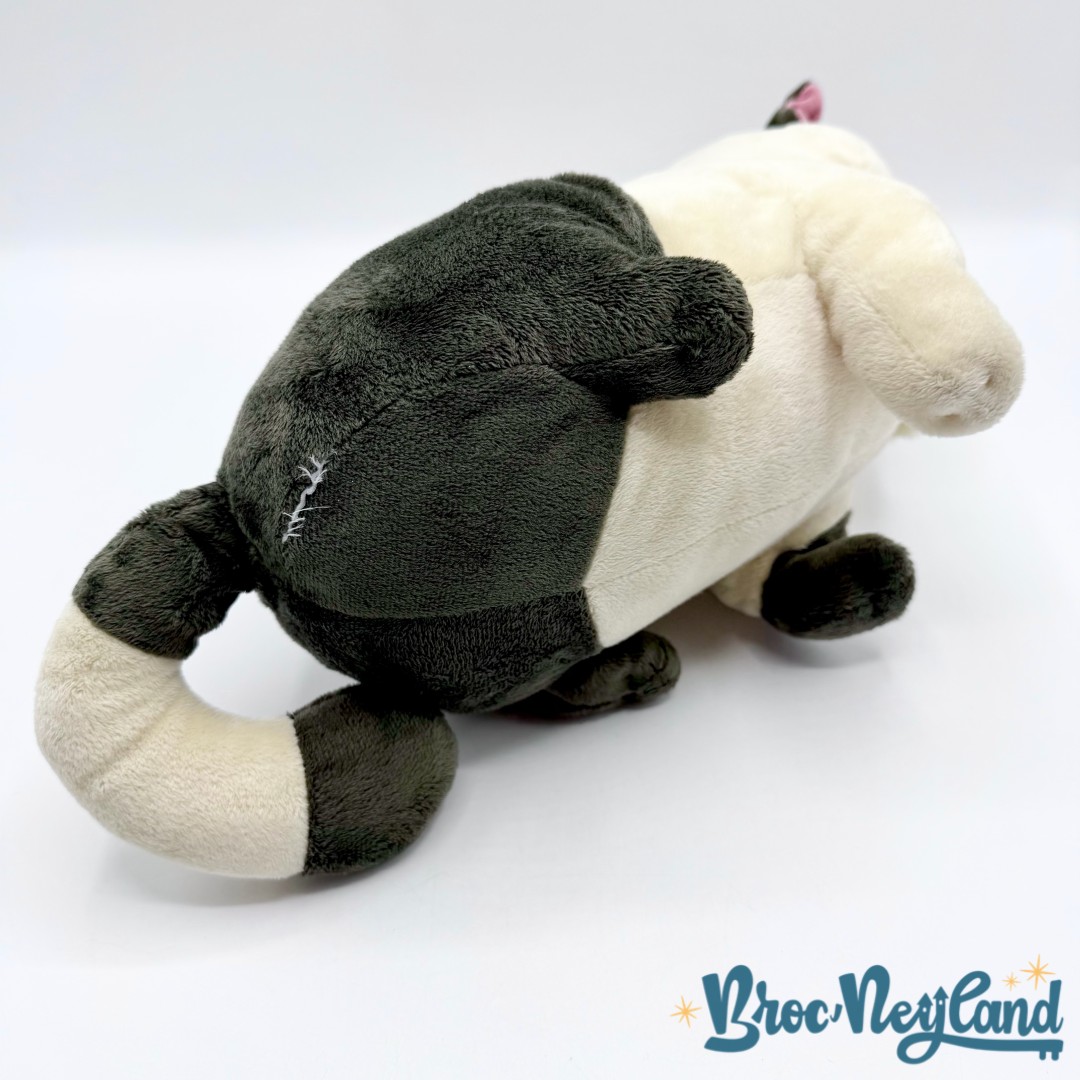 Peluche-Machiavelli-chat-Luca-Disney-Store-2021-noir-blanc-24-cm (1)