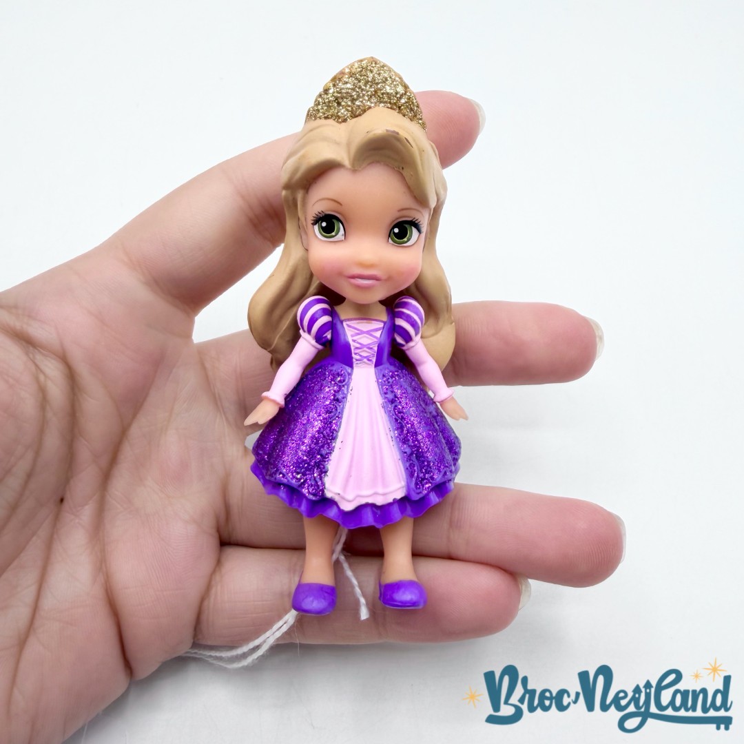 Figurine-Mini-Poupée-Princesse-Raiponce-Disney-Jakks-Pacific-robe-violette-8-cm (2)