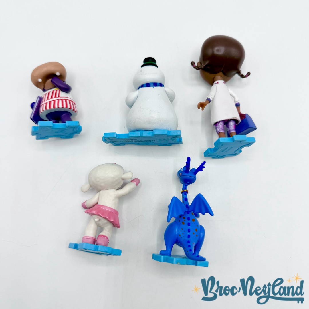 Figurines-Docteur-la-Peluche-Playset-Disneyland-Paris-Disney-Ensemble-de-jeu (1)