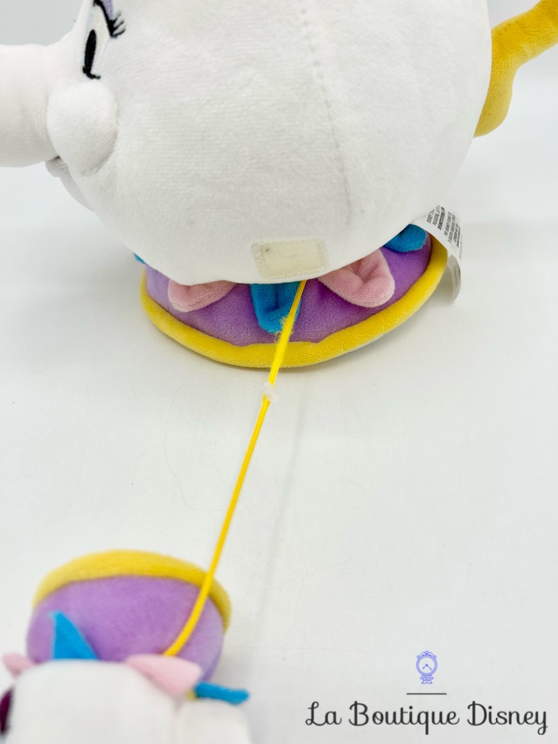 peluche-madame-samovar-zip-disney-store-la-belle-et-la-bete-tasse-theiere (7)