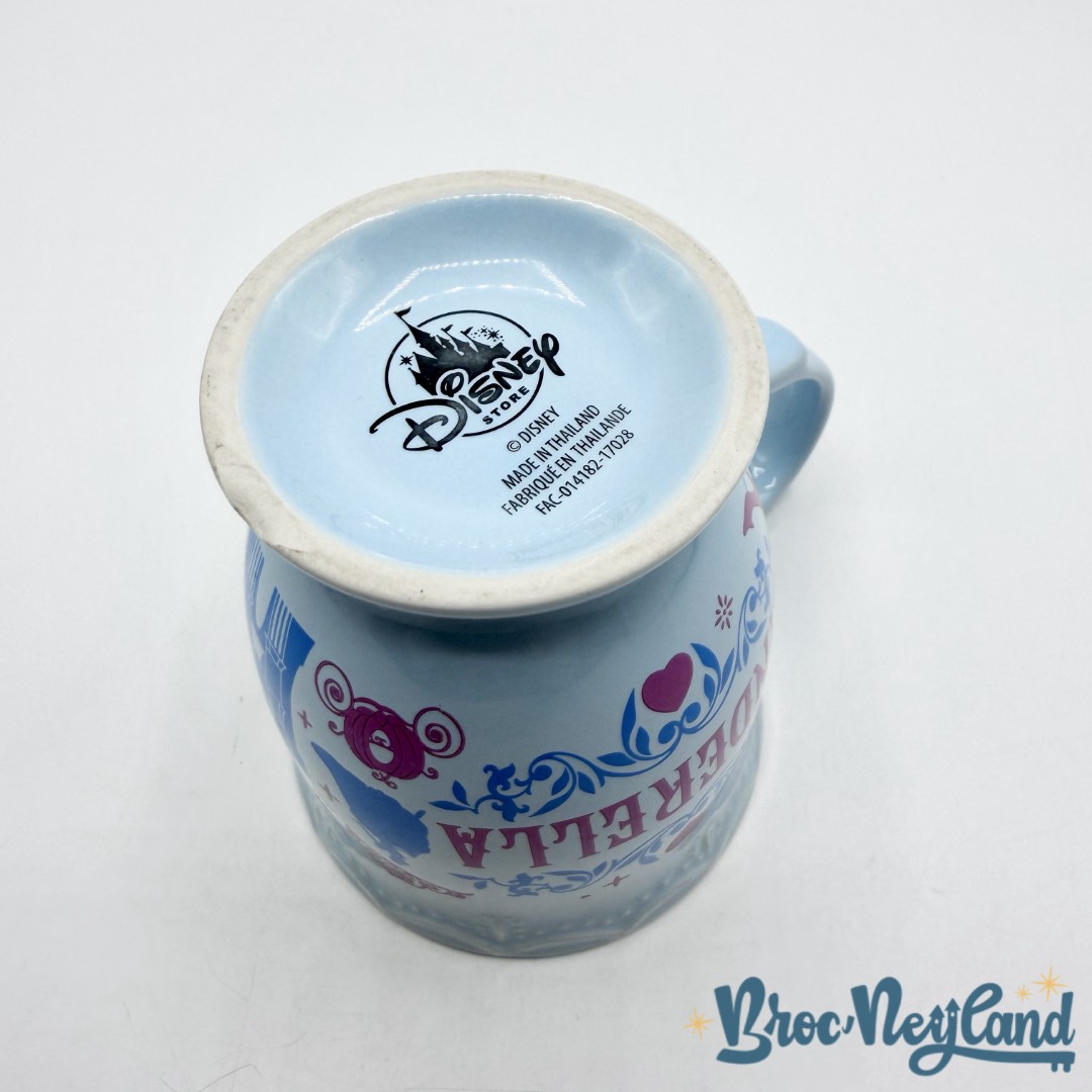 Tasse-Cendrillon-Cinderella-Disney-Store-2017-mug-Flower-Princesse-bleu (1)