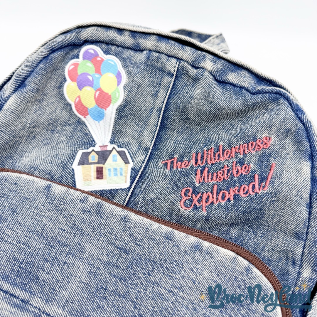Sac-à-doS-Loungefly-Là-Haut-Patches-Denim-Disney-Boxlunch-Exclusive-jean (6)