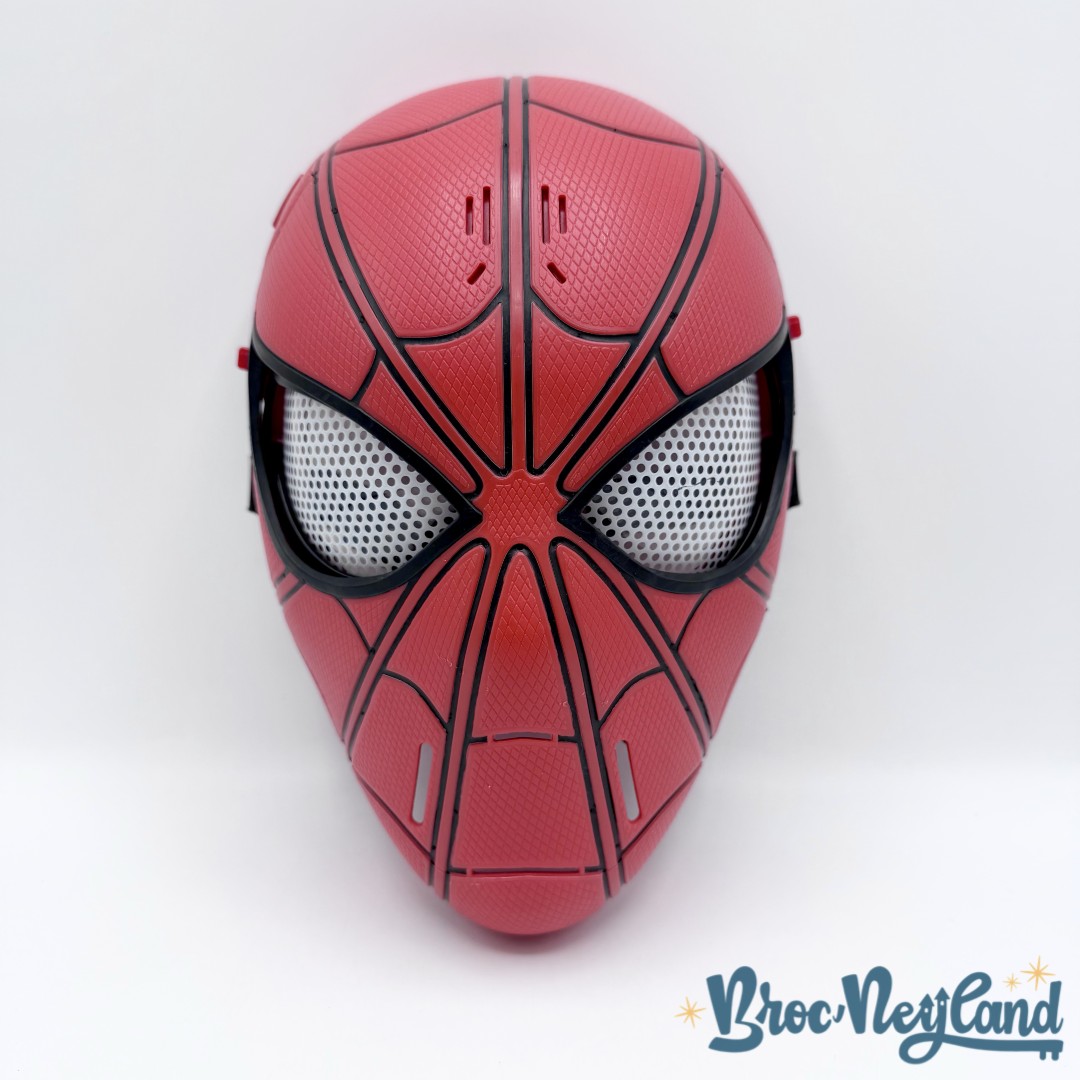 Masque-parlant-Spider-Man-Marvel-Disney-Parks-2019-araignée-rouge (4)