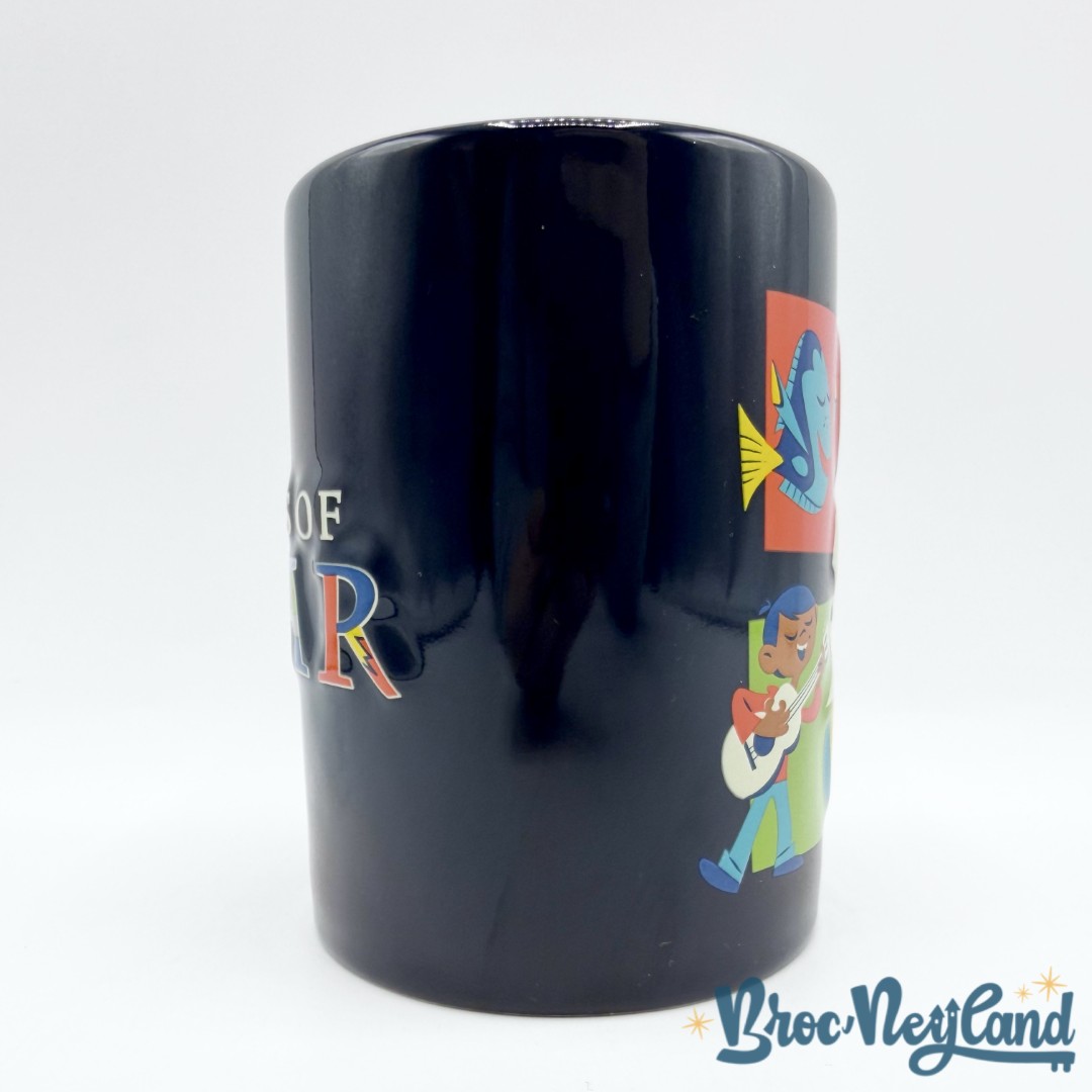 Tasse-Worlds-of-Pixar-Disney-Parks-2023-mug-Disneyland-Paris-personnages-bleu (5)