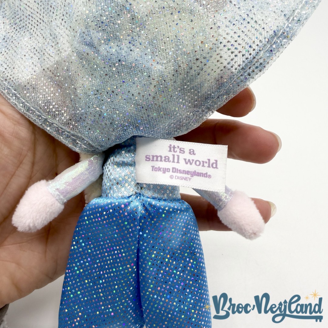 Porte-clés-Elsa-Its-a-Small-World-Tokyo-Disneyland-2018-Japon-La-Reine-des-Neiges-peluche-keychain-14-cm (4)