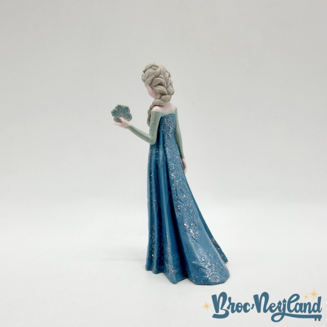 Figurine-Elsa-La-Reine-des-Neiges-Disney-Store-Playset-princesse-robe-bleue-9-cm (2)