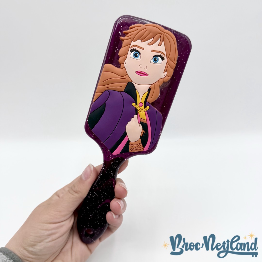 Brosse-à-cheveux-Anna-La-Reine-des-Neiges-2-Disney-Princess-plastique-violet (3)