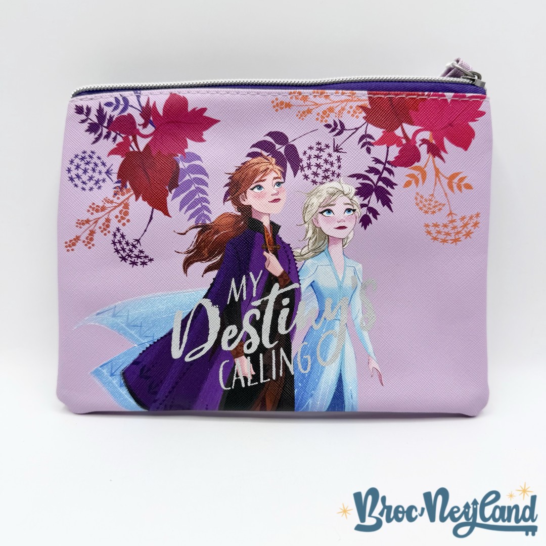 Pochette-Elsa-Anna-La-Reine-des-Neiges-2-Disney-Frozen-My-Destinys-Calling-trousse-maquillage (2)