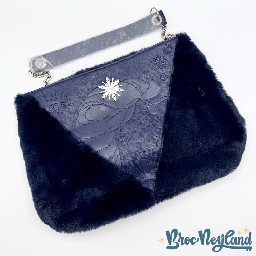 Sac-à-main-Frozen-Elsa-Disneyland-Paris-Collection-Disney-La-Reine-des-Neiges-fourrure-bleu (5)