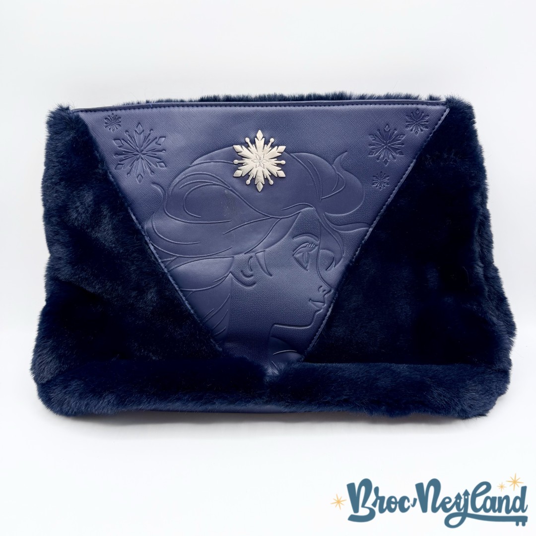 Sac-à-main-Frozen-Elsa-Disneyland-Paris-Collection-Disney-La-Reine-des-Neiges-fourrure-bleu (1)
