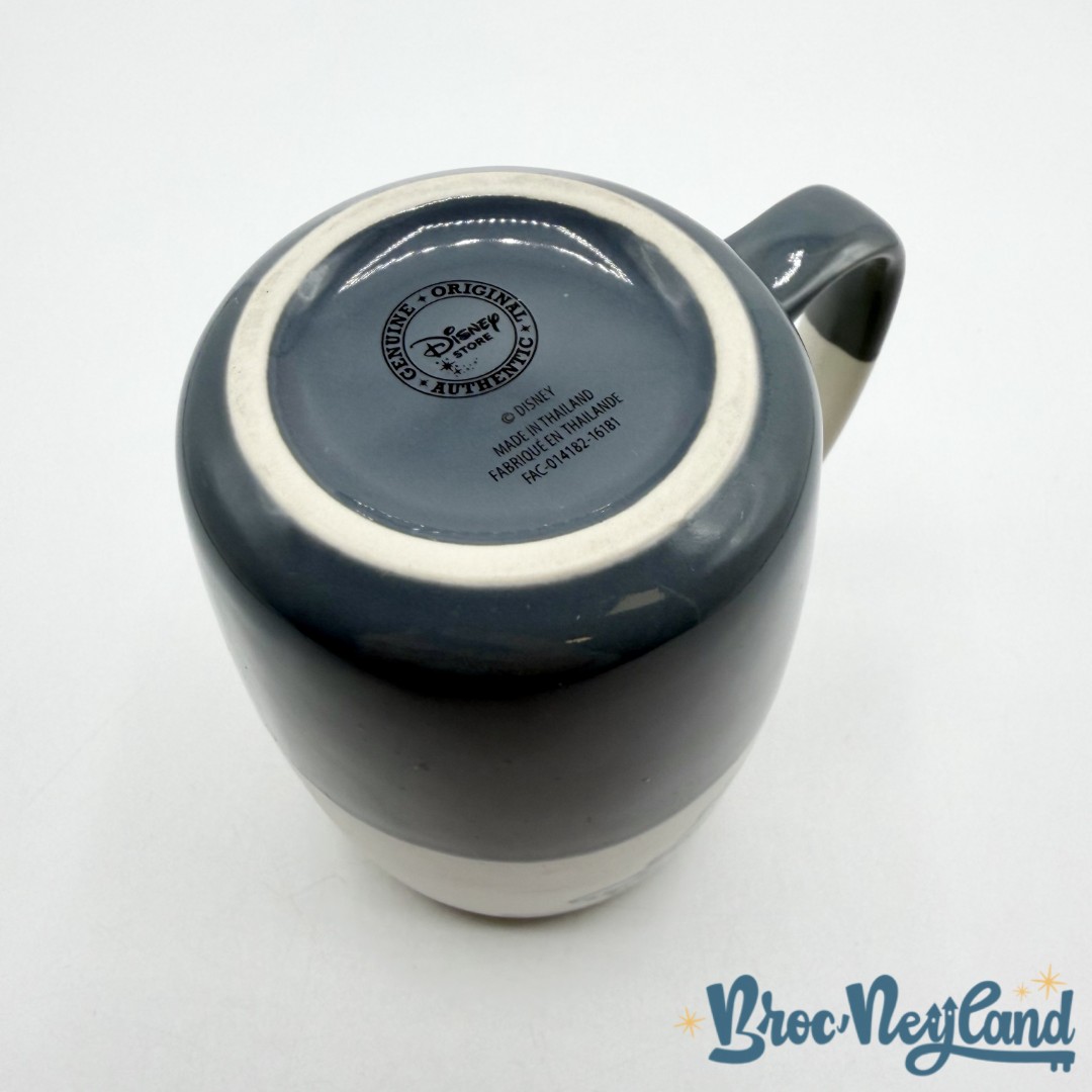 Tasse-Dumbo-esquisse-Disney-Store-2016-mug-gris-verni (1)