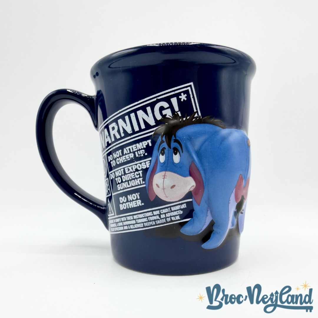 Tasse-Bourriquet-WARNING-Disneyland-Paris-mug-Disney-bleu-Winnie-ourson-relief-3D (1)