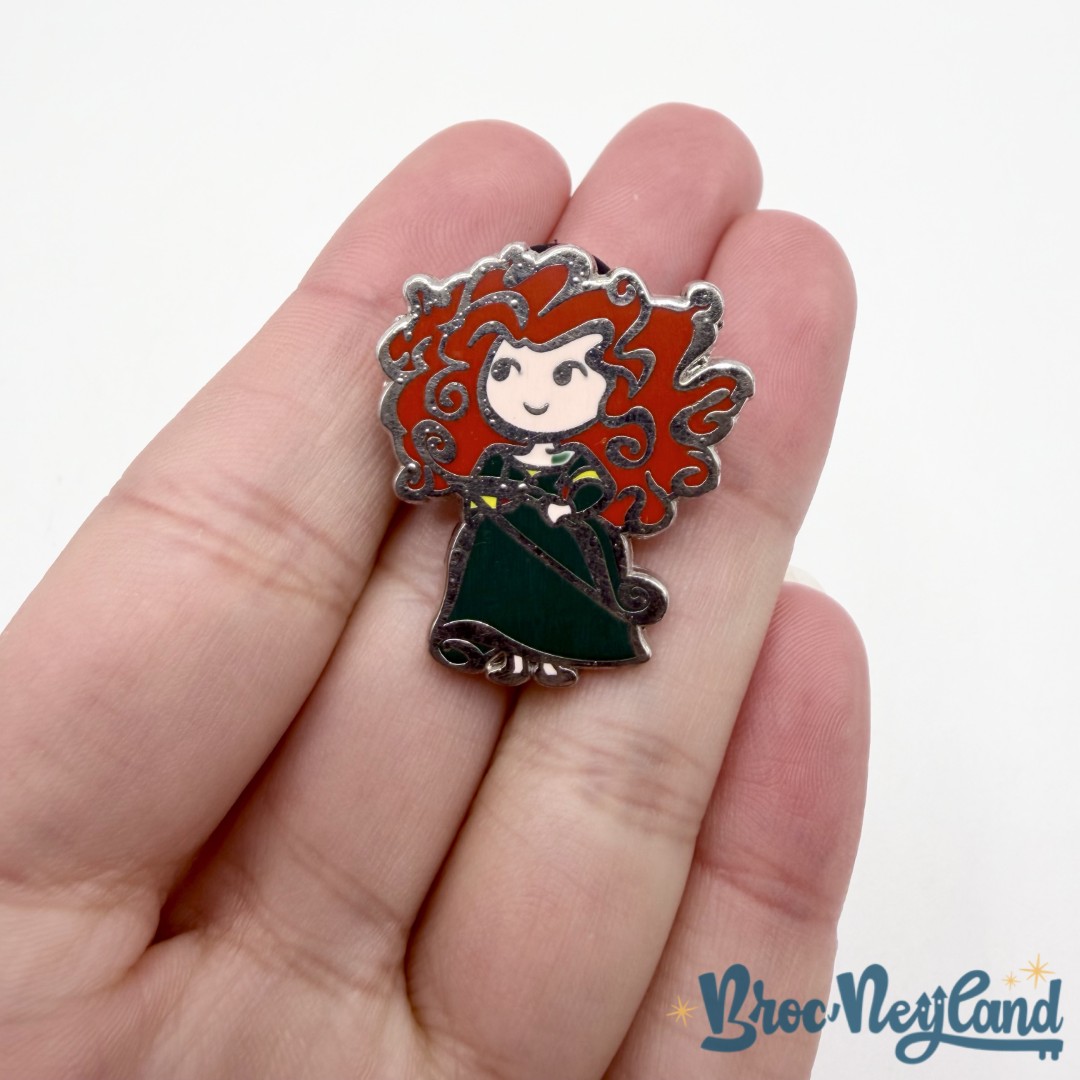 Pin-Merida-Cuties-Opening-Edition-Disney-Parks-2016-Rebelle-Brave-Princess-Booster-119518 (1)