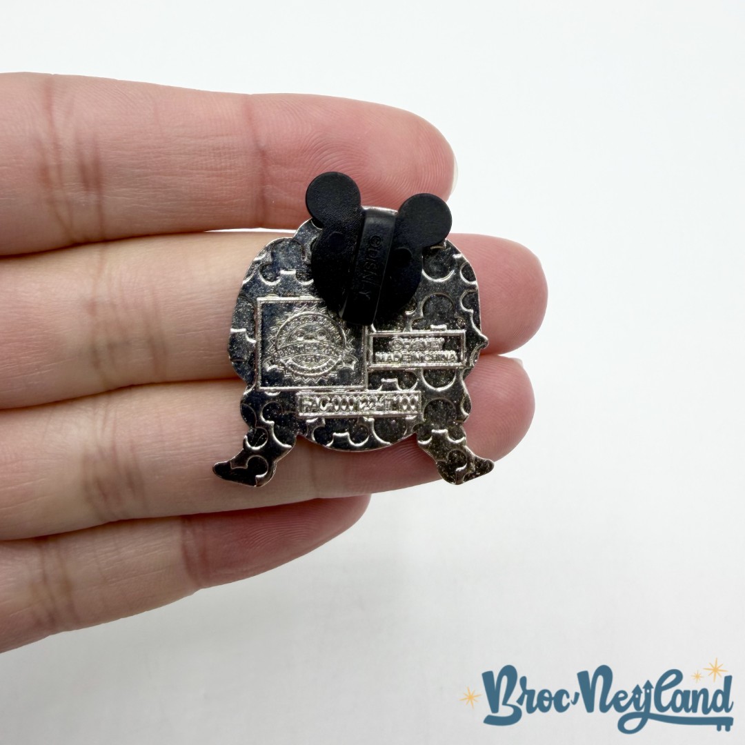 Pin-Anna-Emoji-Blitz-Opening-Edition-Disney-Parks-2017-La-Reine-des-Neiges-Frozen-Booster-Set-123199 (1)