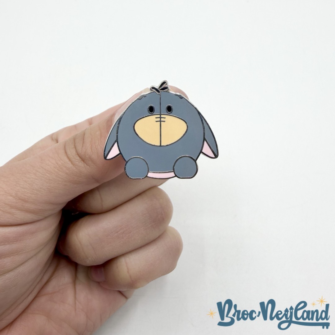 Pin-Bourriquet-Eeyore-Ufufy-Magical-Mystery-7-Opening-Edition-Disney-Parks-2014-Winnie-ourson-102424 (1)