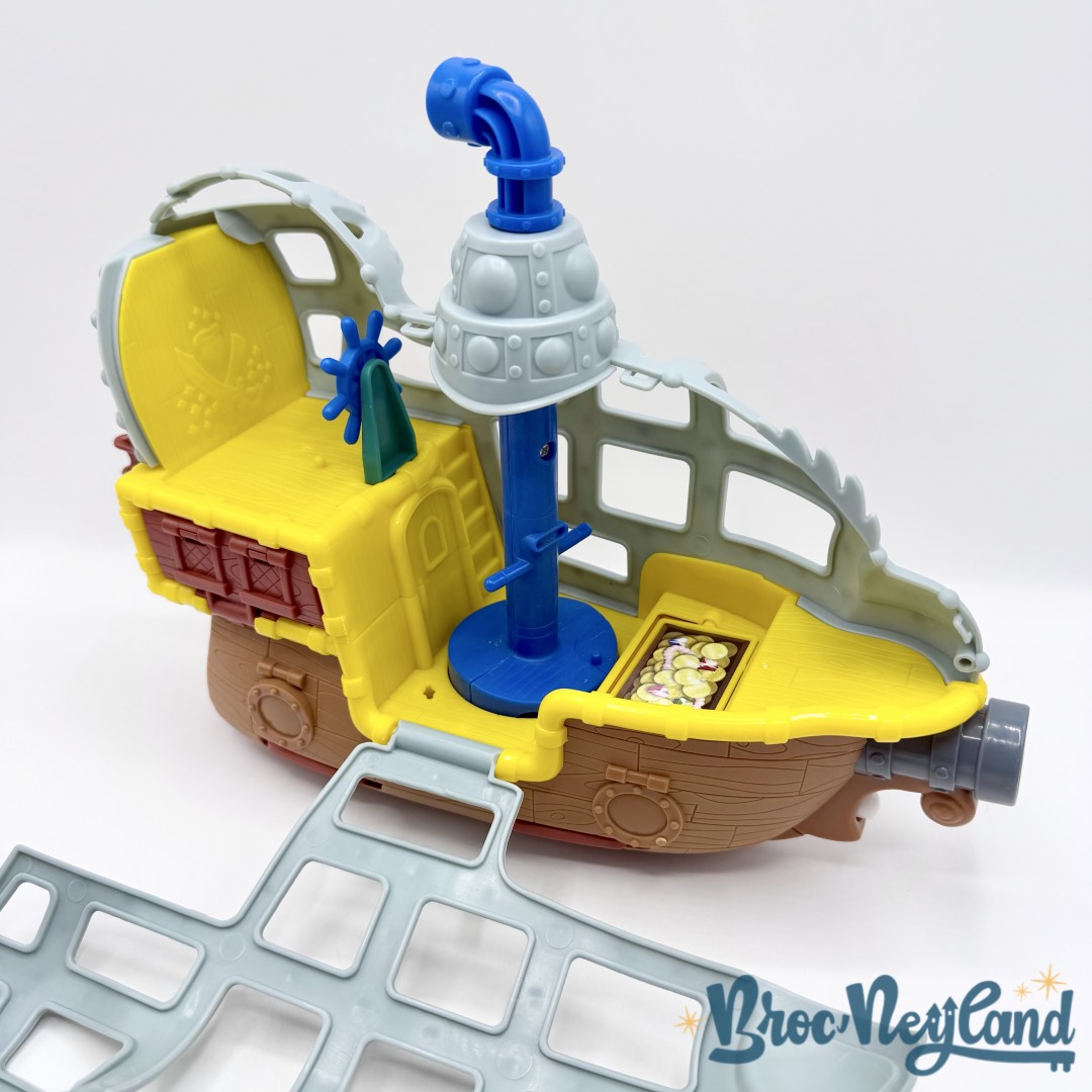 Jouet-Bucky-Sous-Marin-de-Jake-et-les-Pirates-Fisher-Price-Disney-jouet-de-bain-bateau (4)