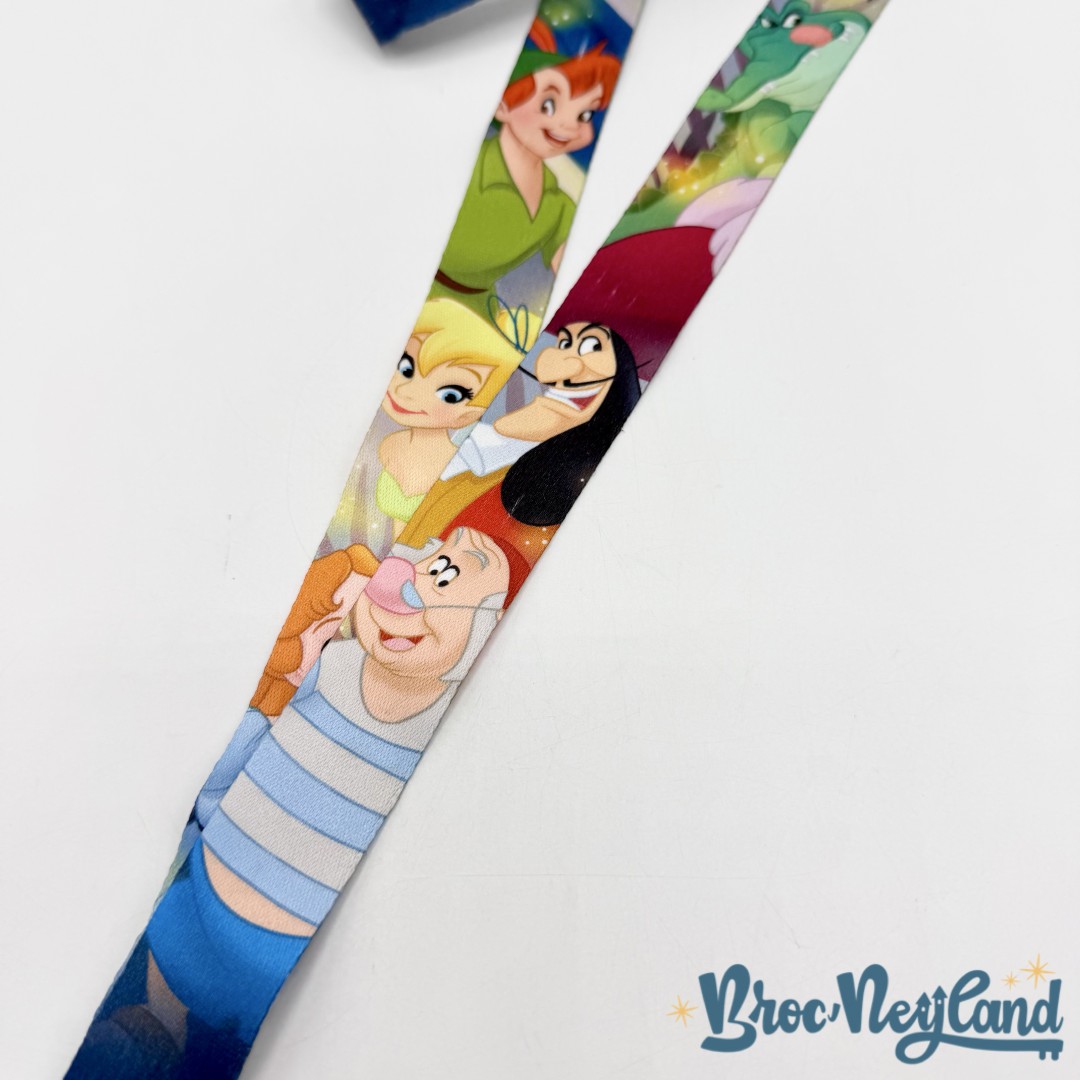 Lanière-Pin-Peter-Pan-Disneyland-Paris-Disney-Mouche-Clochette-Wendy-Crochet-cordon-tour-de-cou (1)