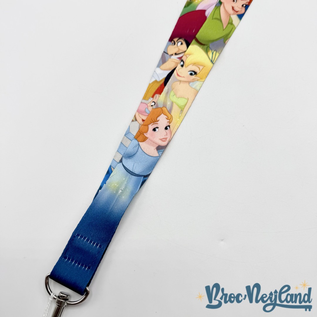 Lanière-Pin-Peter-Pan-Disneyland-Paris-Disney-Mouche-Clochette-Wendy-Crochet-cordon-tour-de-cou (4)