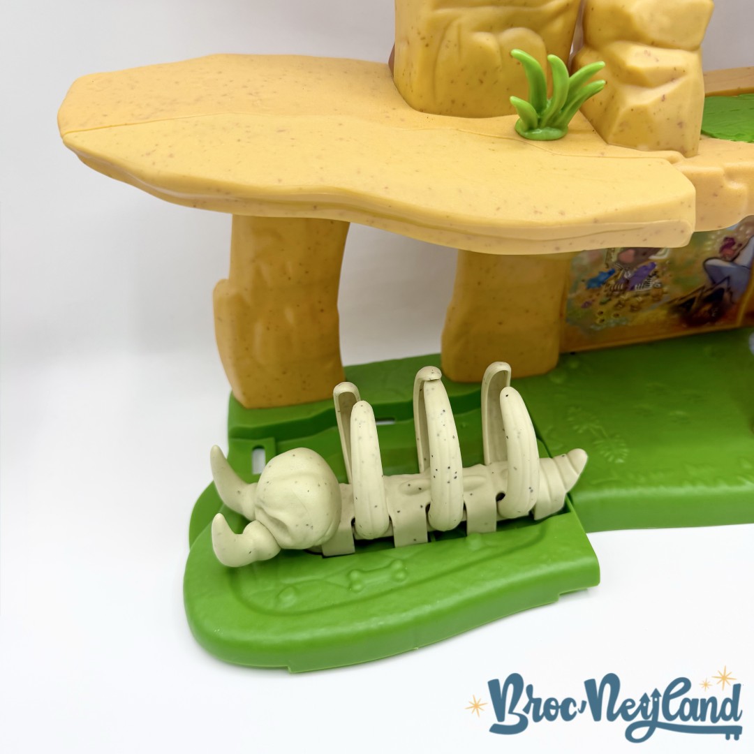 Jouet-La-Garde-du-Roi-Lion-Terre-des-Lions-Playset-Disney-SIMBA-Ensemble-de-jeu (6)