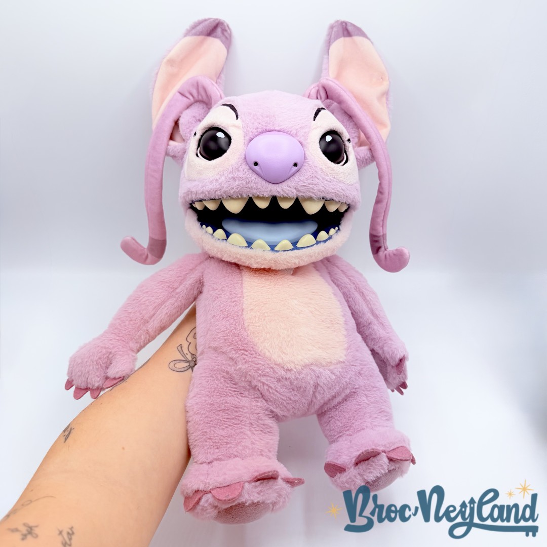 Peluche-Angel-Marionnette-Real-FX-Interactive-Disney-WOW-STUFF-Puppetronic-Lilo-et-Stitch-rose-48-cm (3)