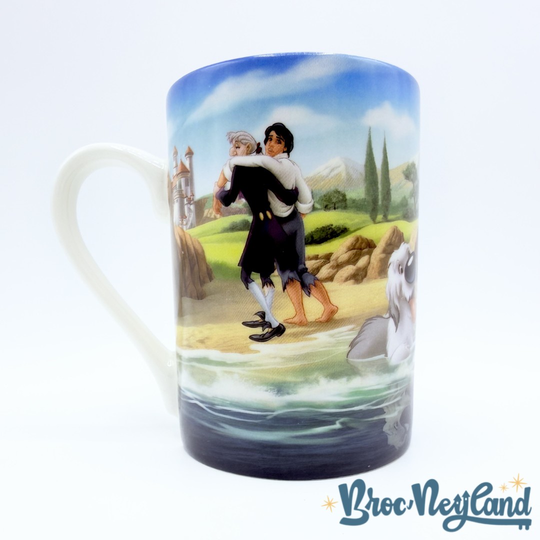 Tasse-scène-La-Petite-sirène-disney-Store-classics-2013-mug-film-Max-Eric (2)
