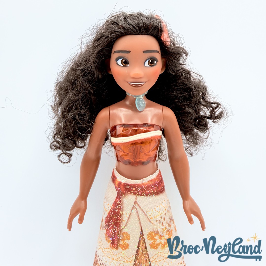 Poupée-Vaiana-Royal-Shimmer-Disney-Hasbro-2021-mannequin-26-cm (1)