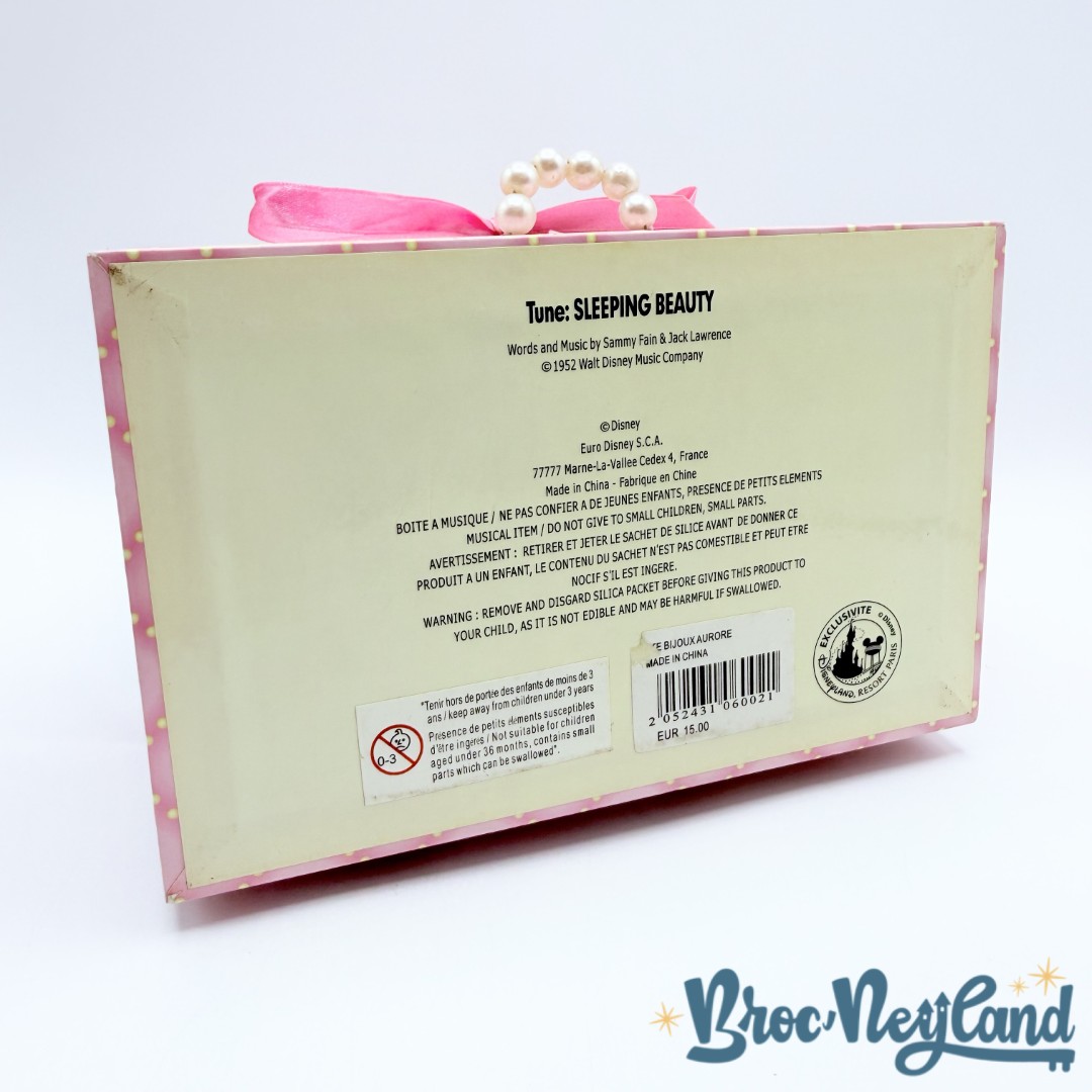 Boite-à-musique-Aurore-La-Belle-au-Bois-Dormant-Disneyland-Paris-Disney-Sleeping-Beauty-bijoux-musicale (9)