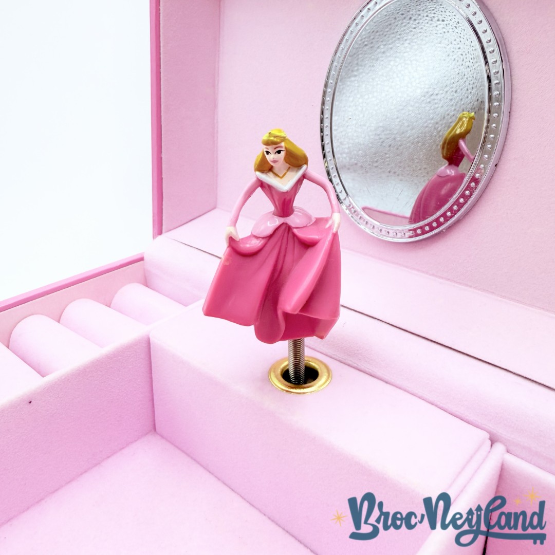 Boite-à-musique-Aurore-La-Belle-au-Bois-Dormant-Disneyland-Paris-Disney-Sleeping-Beauty-bijoux-musicale (4)
