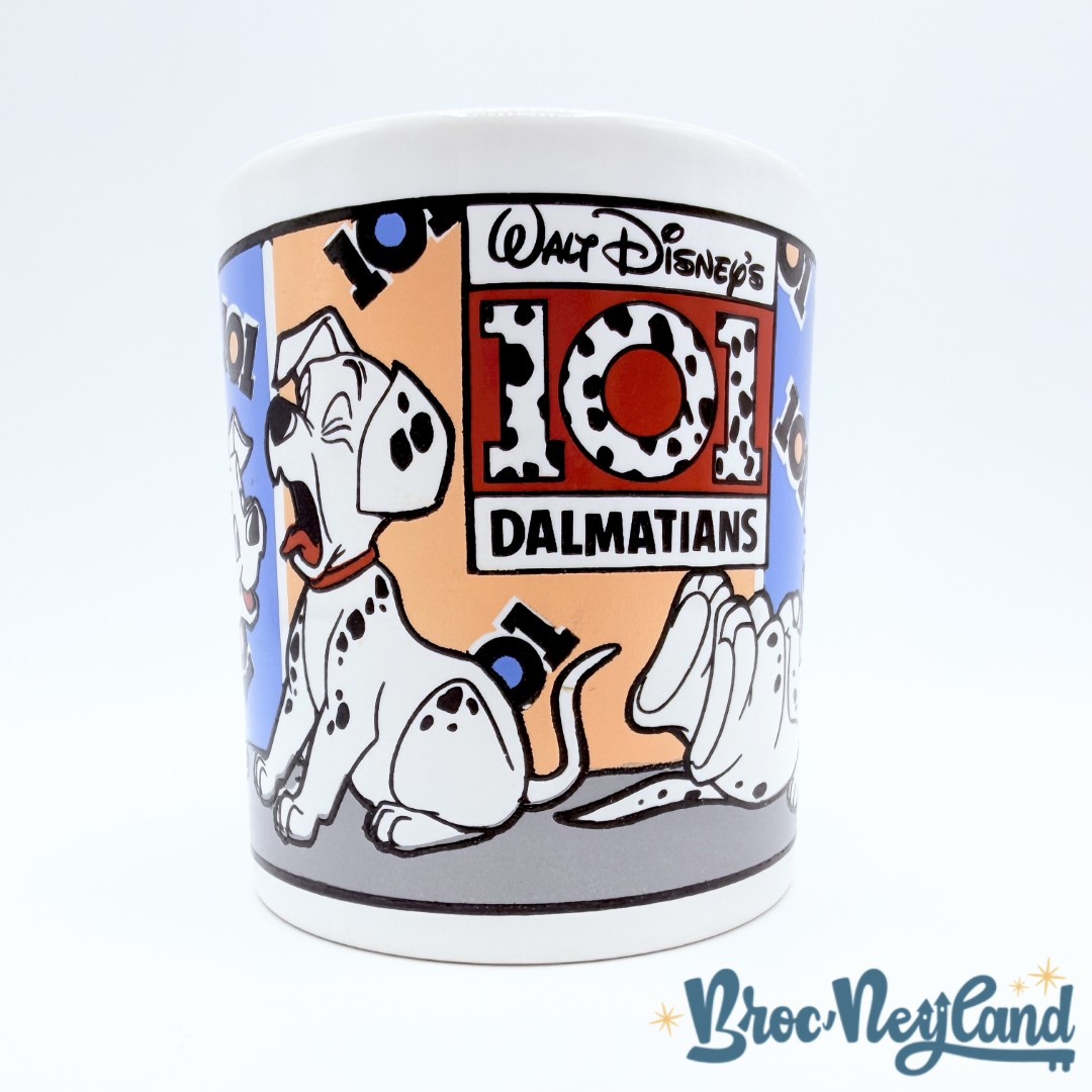 Tasse-Les-101-Dalmatiens-Disney-mug-Staffordshire-England-vintage-bleu-chiens (5)