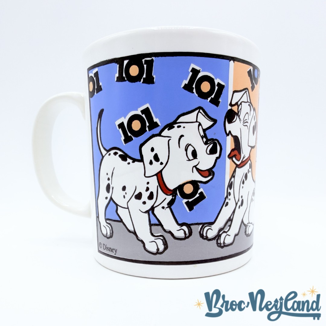 Tasse-Les-101-Dalmatiens-Disney-mug-Staffordshire-England-vintage-bleu-chiens (3)