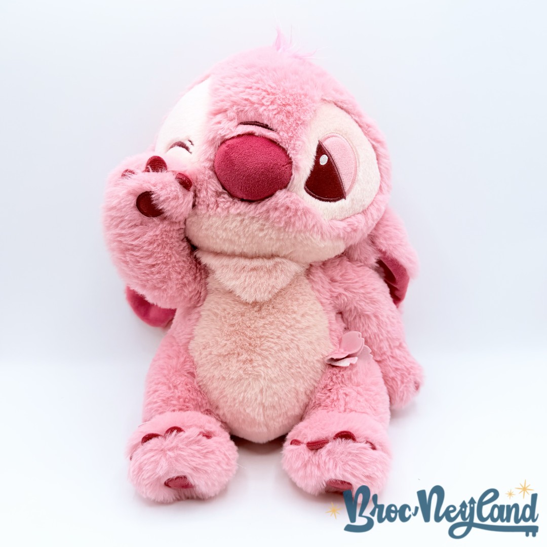 Peluche-Stitch-Sakura-Disney-Store-Japon-Lilo-et-Stitch-rose-32-cm (3)