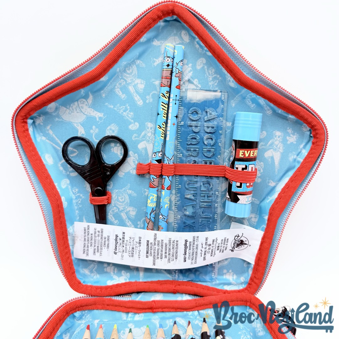 Trousse-Kit-Papeterie-Toy-Story-4-Disney-Store-2023-fournitures-feutres-crayons (7)