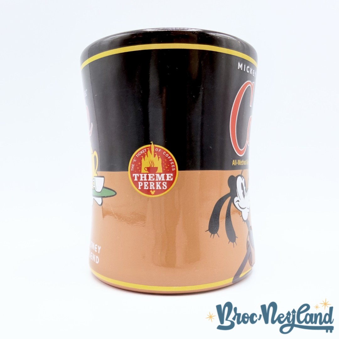 Tasse-Dingo-Mickeys-Coffee-Disney-mug-Theme-Perks-serveur (5)